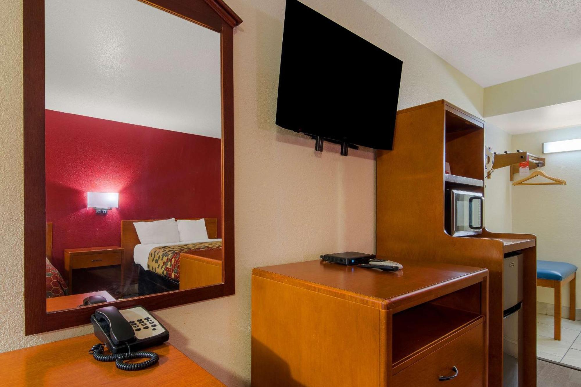Econo Lodge Goldsboro Hwy 70 Luaran gambar